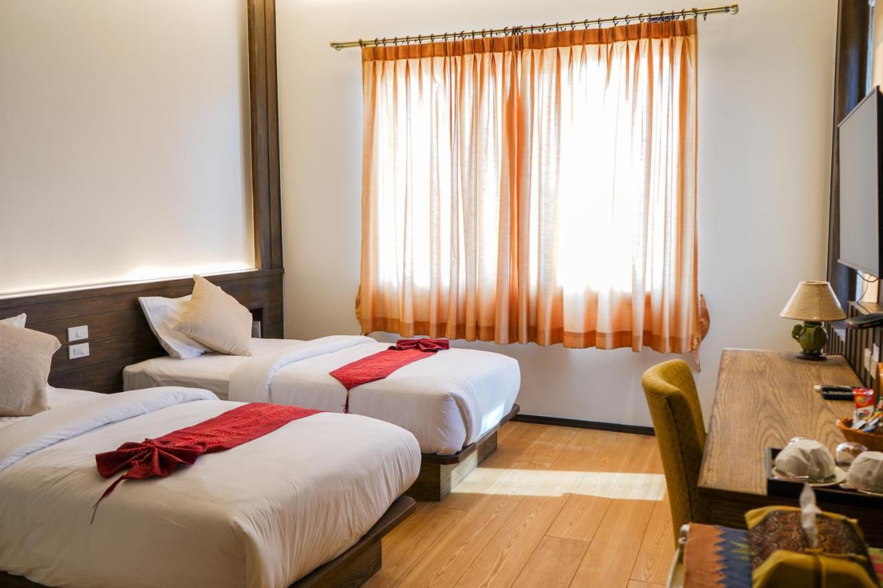Risasinee Spa & Resort Nan Eksteriør billede