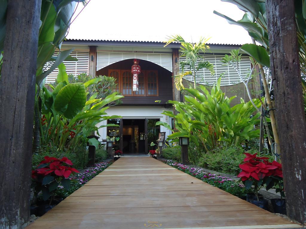 Risasinee Spa & Resort Nan Eksteriør billede